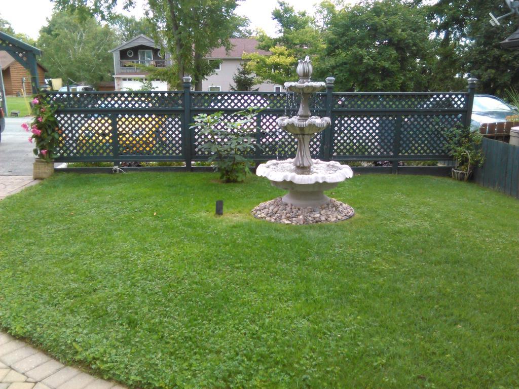 Point Pelee Lakeshore B&B Лемингтон Екстериор снимка